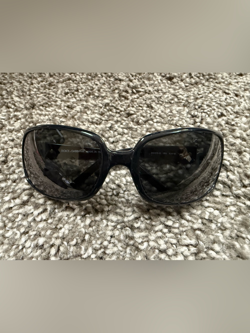 Dolce & Gabbana Vintage Glossy Black Designer Sunglasses - Picture 3 of 7